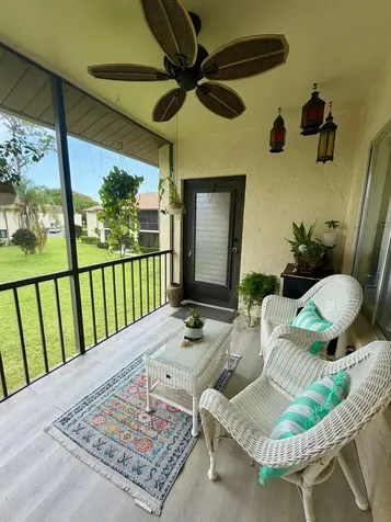 301 Knotty Pine Circle Greenacres FL 33463