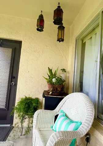 301 Knotty Pine Circle Greenacres FL 33463