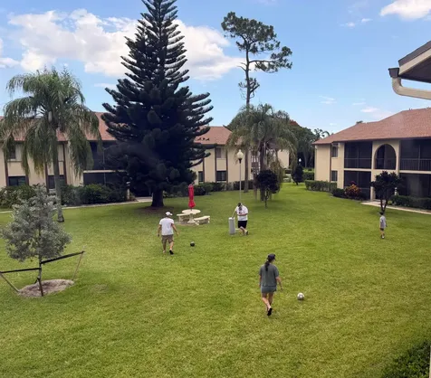 301 Knotty Pine Circle Greenacres FL 33463