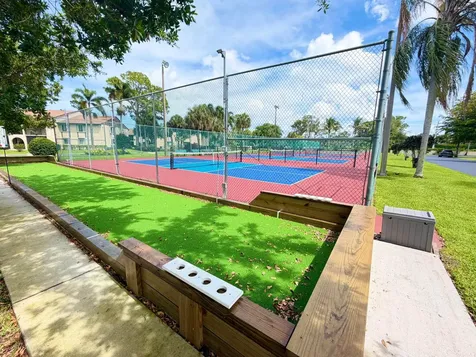 301 Knotty Pine Circle Greenacres FL 33463