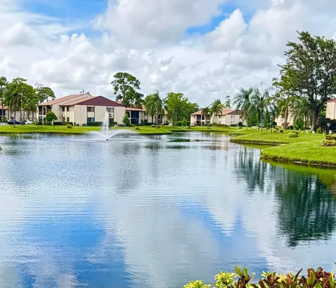 301 Knotty Pine Circle Greenacres FL 33463