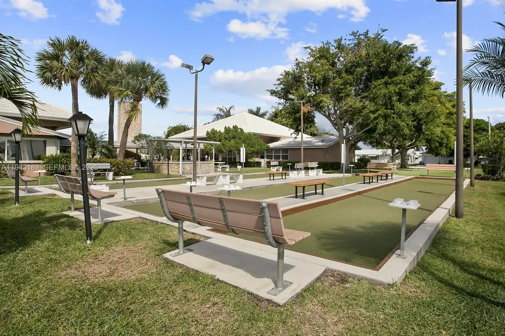 1116 Lake Terrace Boynton Beach FL 33426