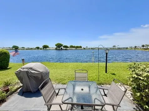 1116 Lake Terrace Boynton Beach FL 33426