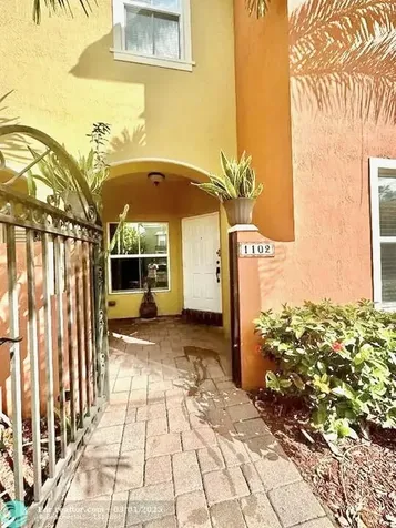 2851 W Prospect Road Tamarac FL 33309