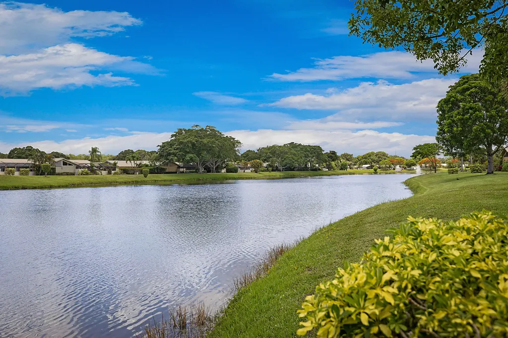 5729 Golden Eagle Circle Palm Beach Gardens FL 33418