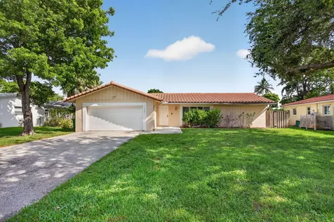 11241 NW 42nd Street Coral Springs FL 33065