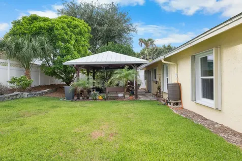 8974 SE Bobo Court Hobe Sound FL 33455