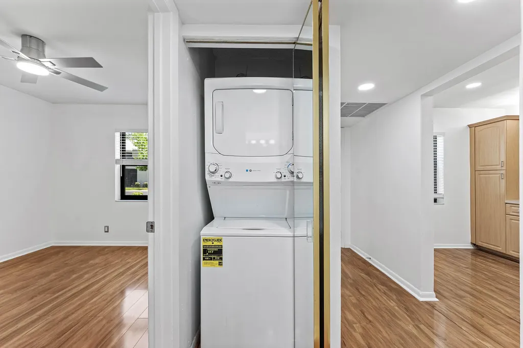 3821 Carambola Circle N Coconut Creek FL 33066