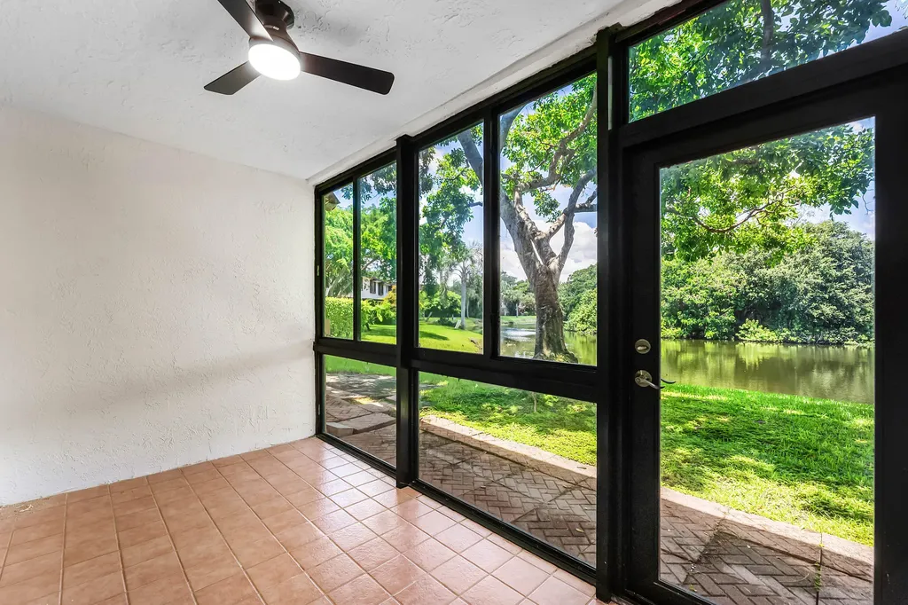 3821 Carambola Circle N Coconut Creek FL 33066