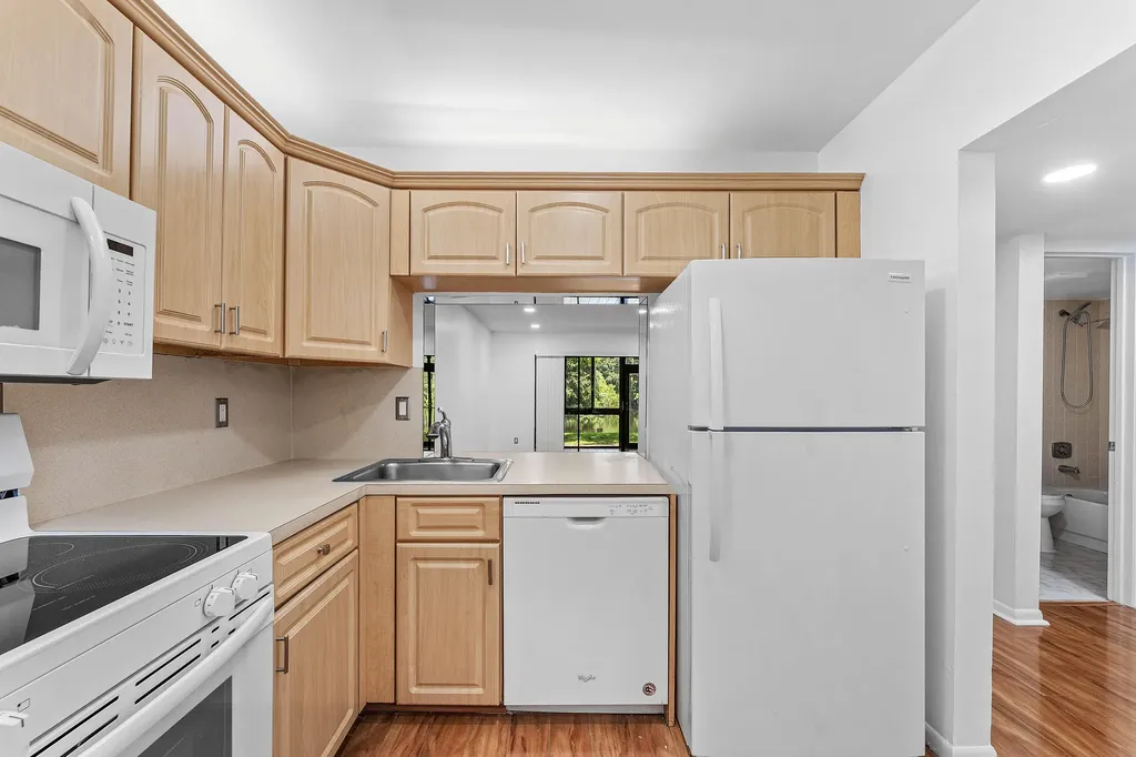 3821 Carambola Circle N Coconut Creek FL 33066