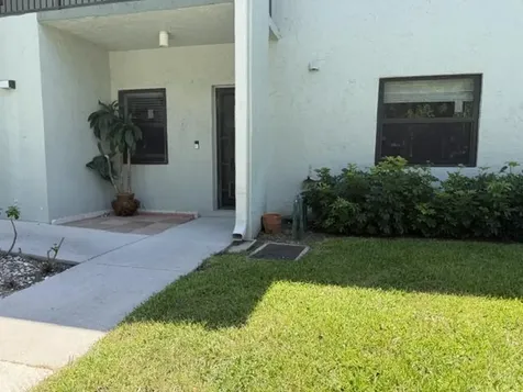 3821 Carambola Circle N Coconut Creek FL 33066