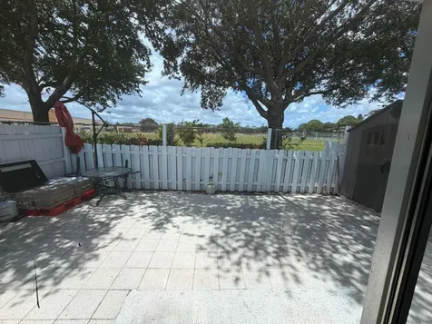 1530 Royal Forest Court Palm Springs FL 33406