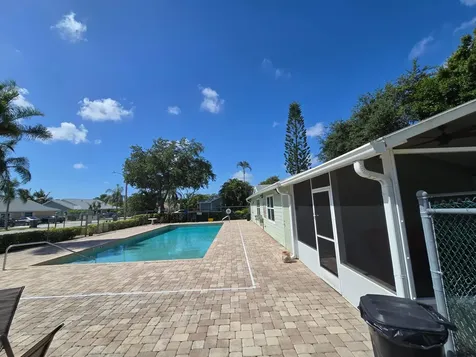 1530 Royal Forest Court Palm Springs FL 33406
