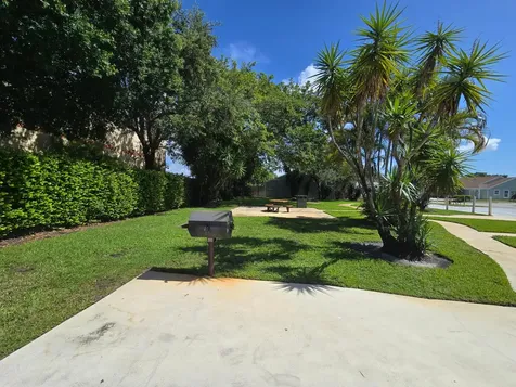 1530 Royal Forest Court Palm Springs FL 33406