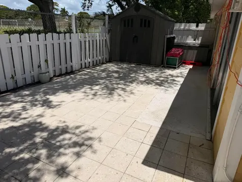 1530 Royal Forest Court Palm Springs FL 33406