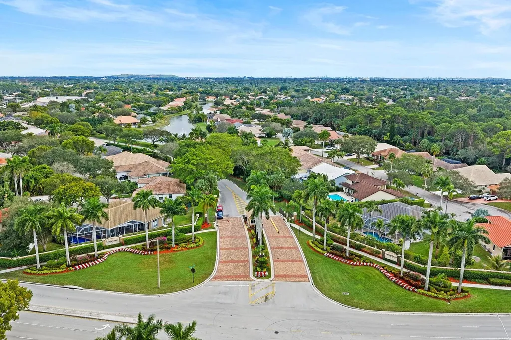 4080 NW 83rd Lane Coral Springs FL 33065