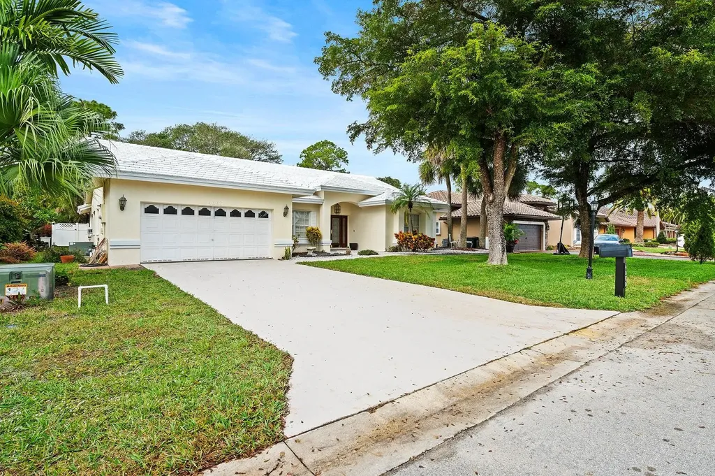 4080 NW 83rd Lane Coral Springs FL 33065