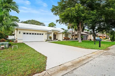 4080 NW 83rd Lane Coral Springs FL 33065
