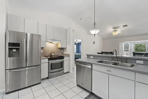 620 39th Court SW Vero Beach FL 32968