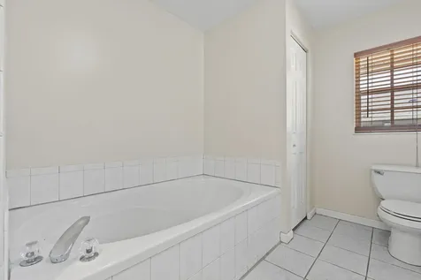 620 39th Court SW Vero Beach FL 32968
