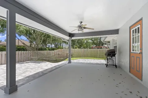 620 39th Court SW Vero Beach FL 32968