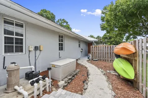 620 39th Court SW Vero Beach FL 32968
