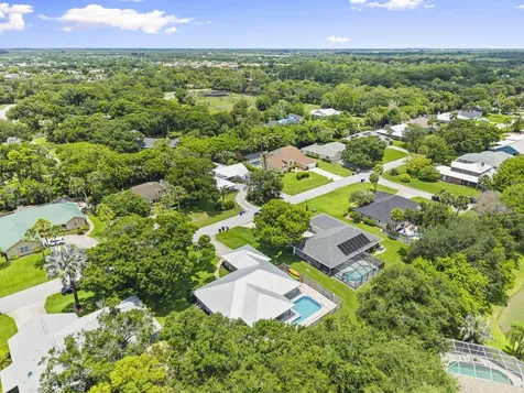 620 39th Court SW Vero Beach FL 32968