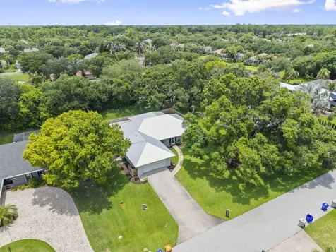 620 39th Court SW Vero Beach FL 32968