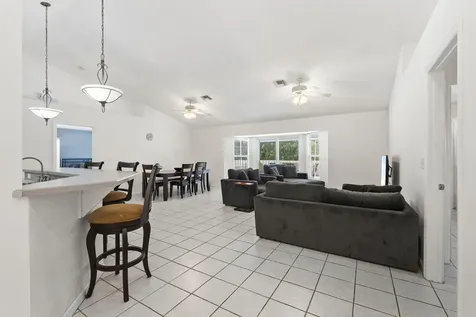 620 39th Court SW Vero Beach FL 32968
