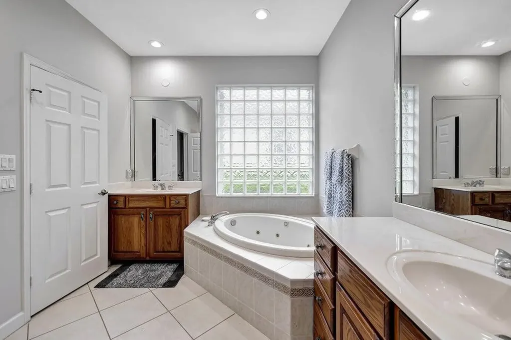 7602 Greenbrier Circle Port St Lucie FL 34986