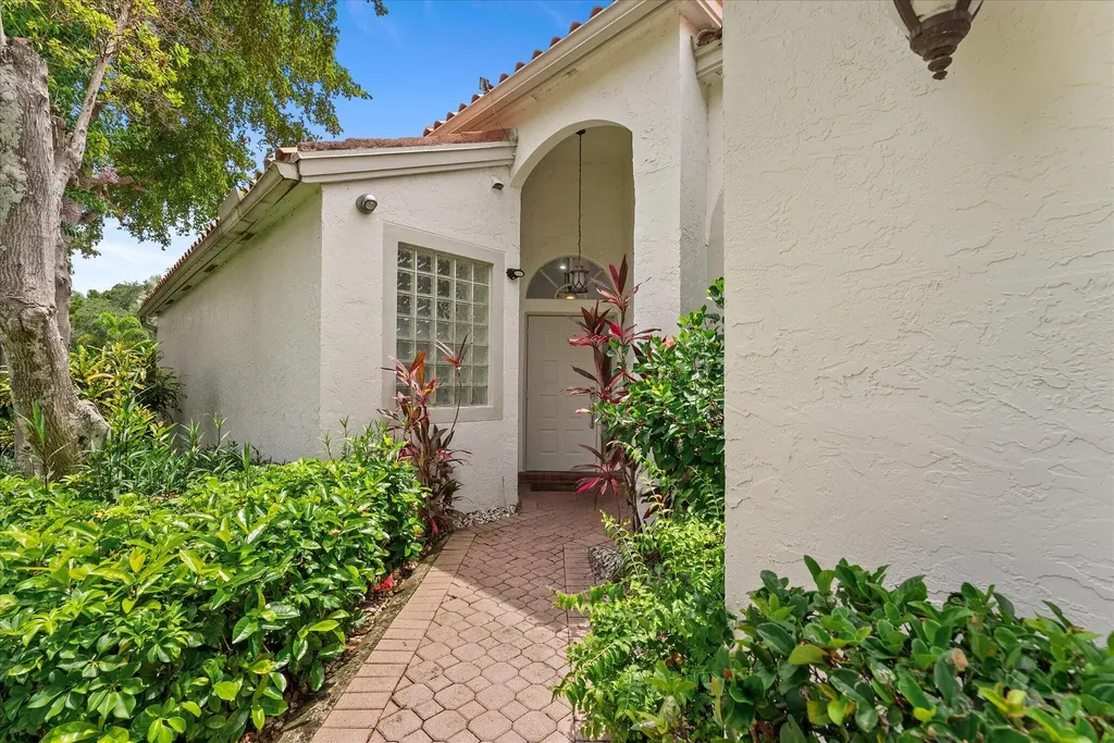 3938 Redondo Court Boca Raton FL 33487