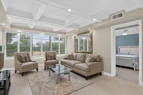 6061 Balboa Circle Boca Raton FL 33433