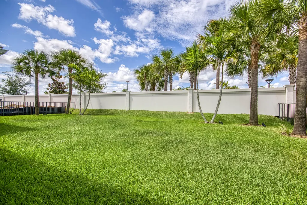 12104 Waterstone Circle Palm Beach Gardens FL 33412