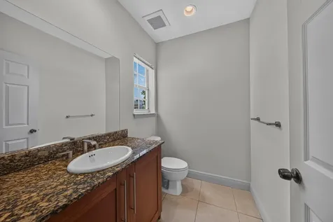 2700 NE 8th Avenue Wilton Manors FL 33334