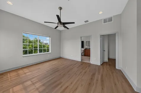 2700 NE 8th Avenue Wilton Manors FL 33334