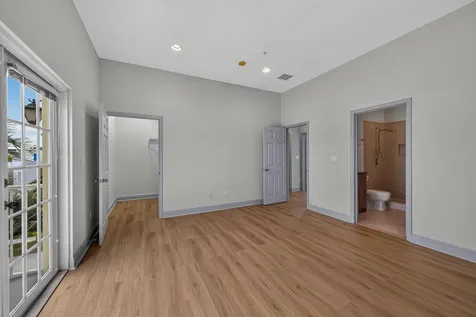 2700 NE 8th Avenue Wilton Manors FL 33334