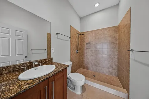 2700 NE 8th Avenue Wilton Manors FL 33334
