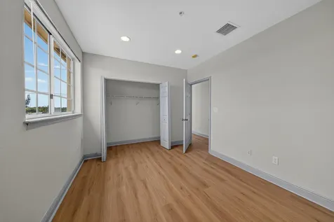 2700 NE 8th Avenue Wilton Manors FL 33334