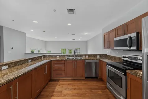 2700 NE 8th Avenue Wilton Manors FL 33334