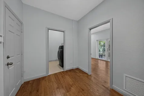 2700 NE 8th Avenue Wilton Manors FL 33334
