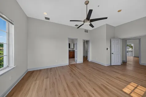 2700 NE 8th Avenue Wilton Manors FL 33334