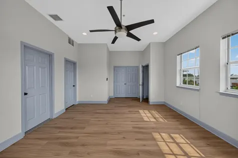 2700 NE 8th Avenue Wilton Manors FL 33334