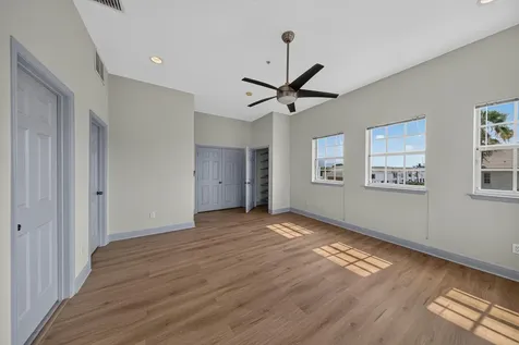 2700 NE 8th Avenue Wilton Manors FL 33334