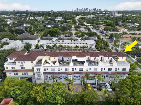 2700 NE 8th Avenue Wilton Manors FL 33334