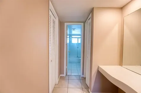 4700 Washington Street Hollywood FL 33021