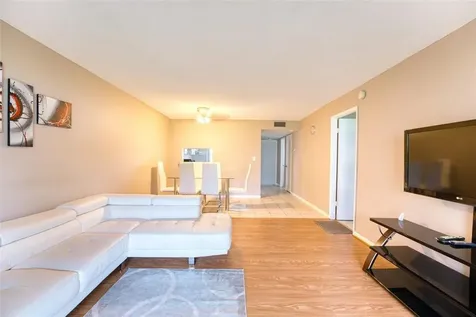 4700 Washington Street Hollywood FL 33021