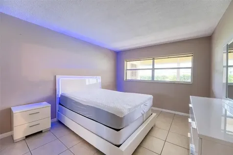 4700 Washington Street Hollywood FL 33021