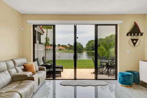 8634 Vía Reale Boca Raton FL 33496