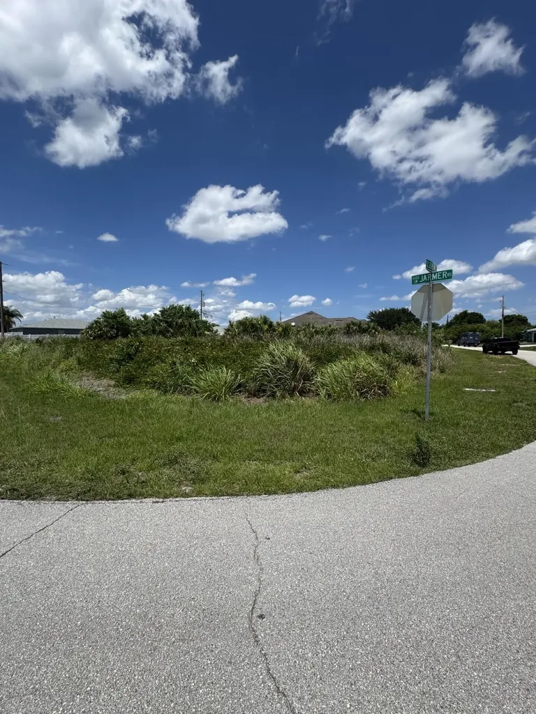 4171 SW Jarmer Road Port St Lucie FL 34953