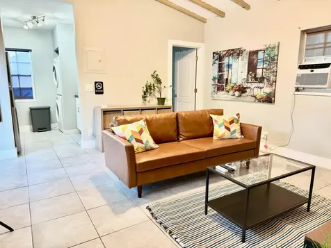 1009 Tequesta Street Fort Lauderdale FL 33312